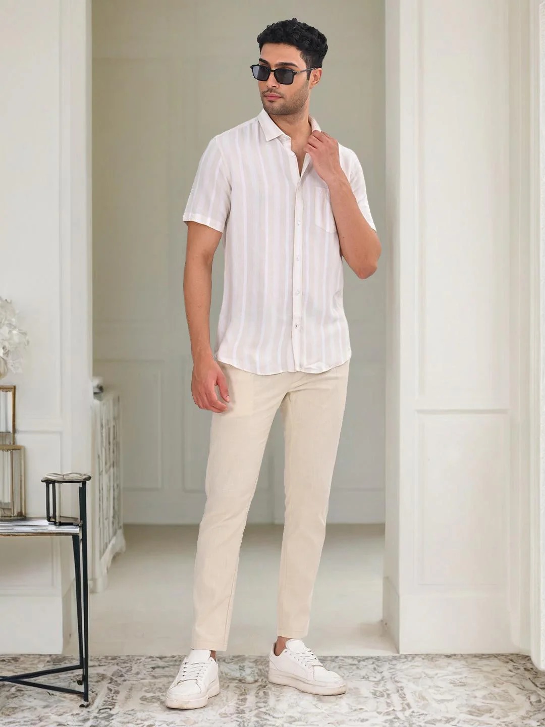 Indian Terrain Men's Regular Fit Half Sleeve Striped Off White Shirt